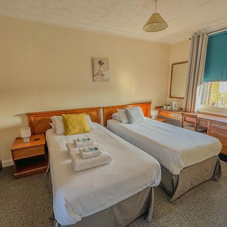 The White Horse Hotel يستون المظهر الخارجي الصورة