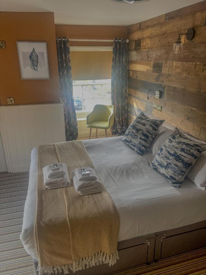 The White Horse Hotel يستون المظهر الخارجي الصورة