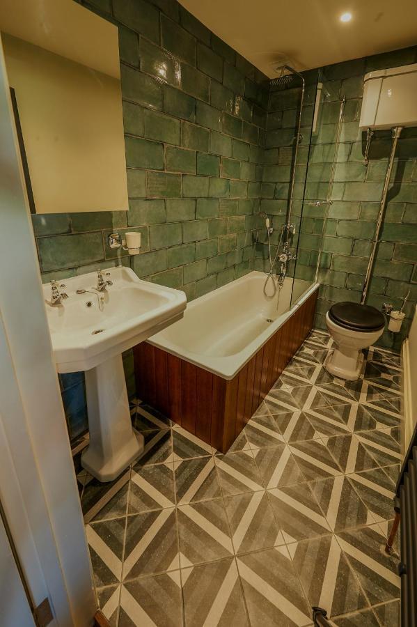 The White Horse Hotel يستون المظهر الخارجي الصورة