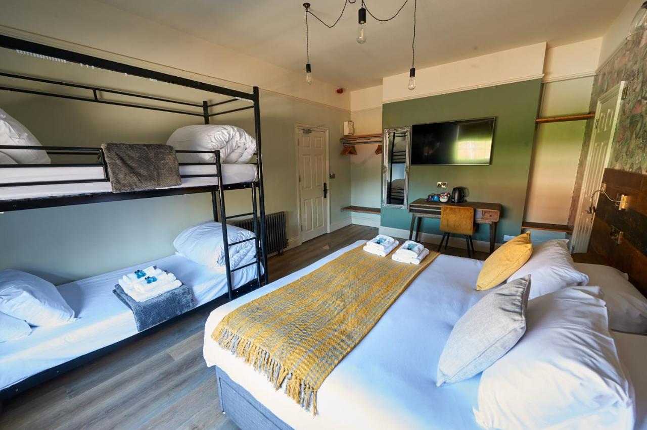 The White Horse Hotel يستون المظهر الخارجي الصورة