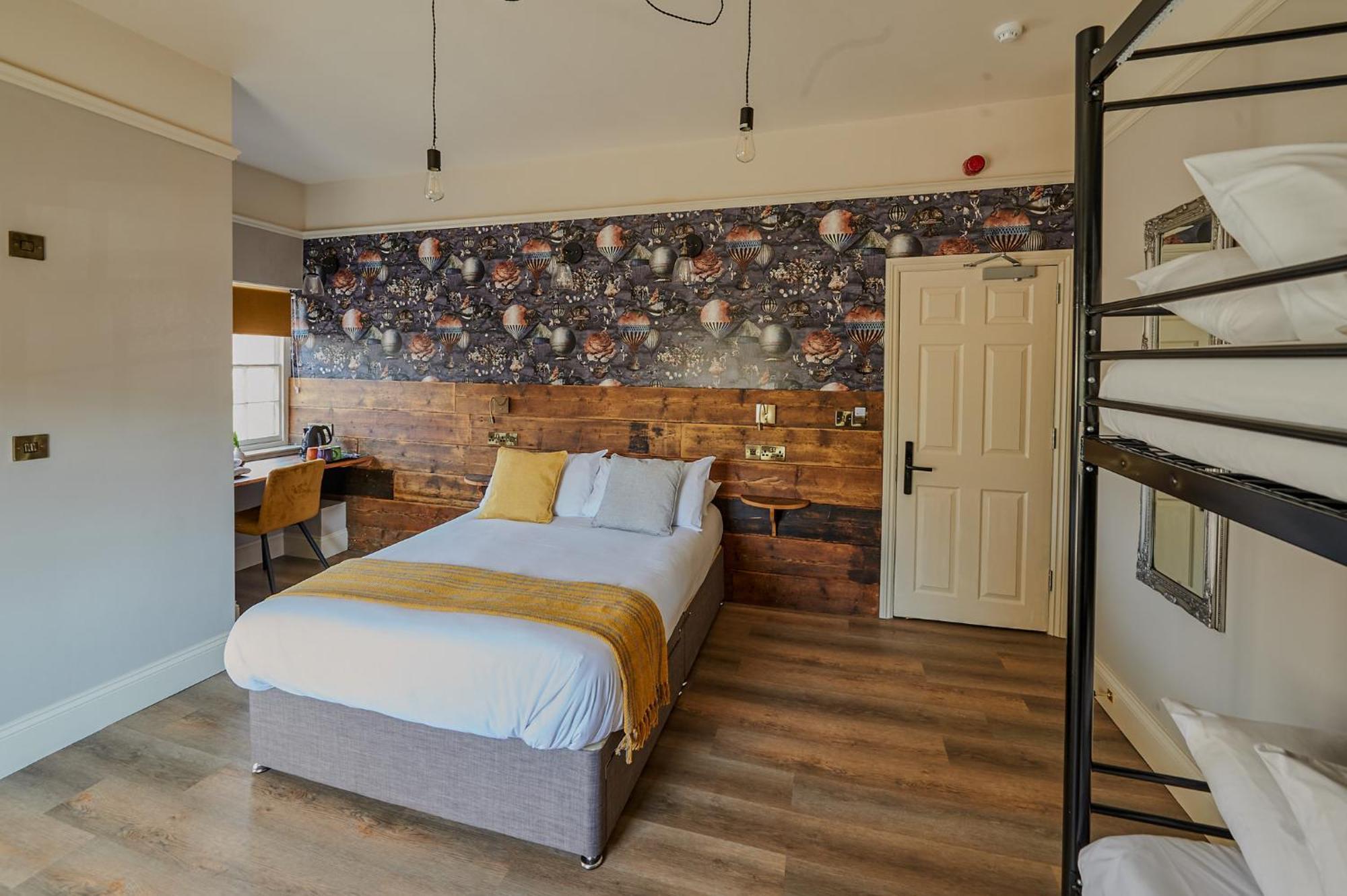 The White Horse Hotel يستون المظهر الخارجي الصورة