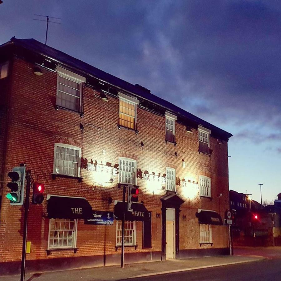 The White Horse Hotel يستون المظهر الخارجي الصورة